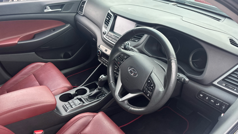 Hyundai Tucson 1.7 CRDi Blue Drive Premium SE 5dr 2WD DCT Diesel Estate